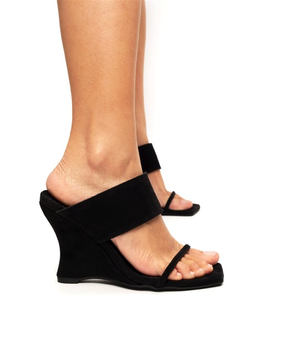 ESIOT GERANOS BLACK